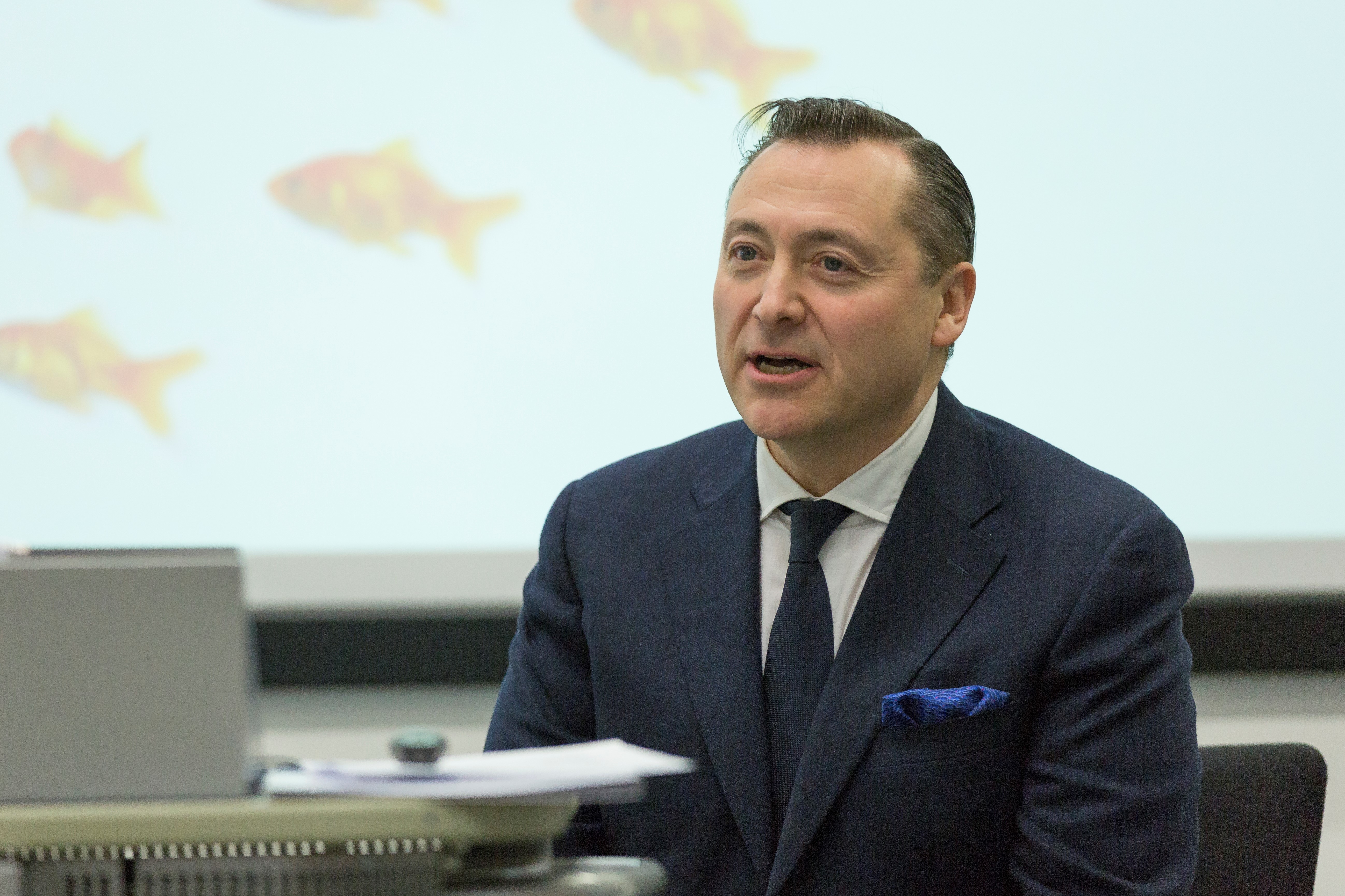 British internet entrepreneur sets standard for mobile engagement