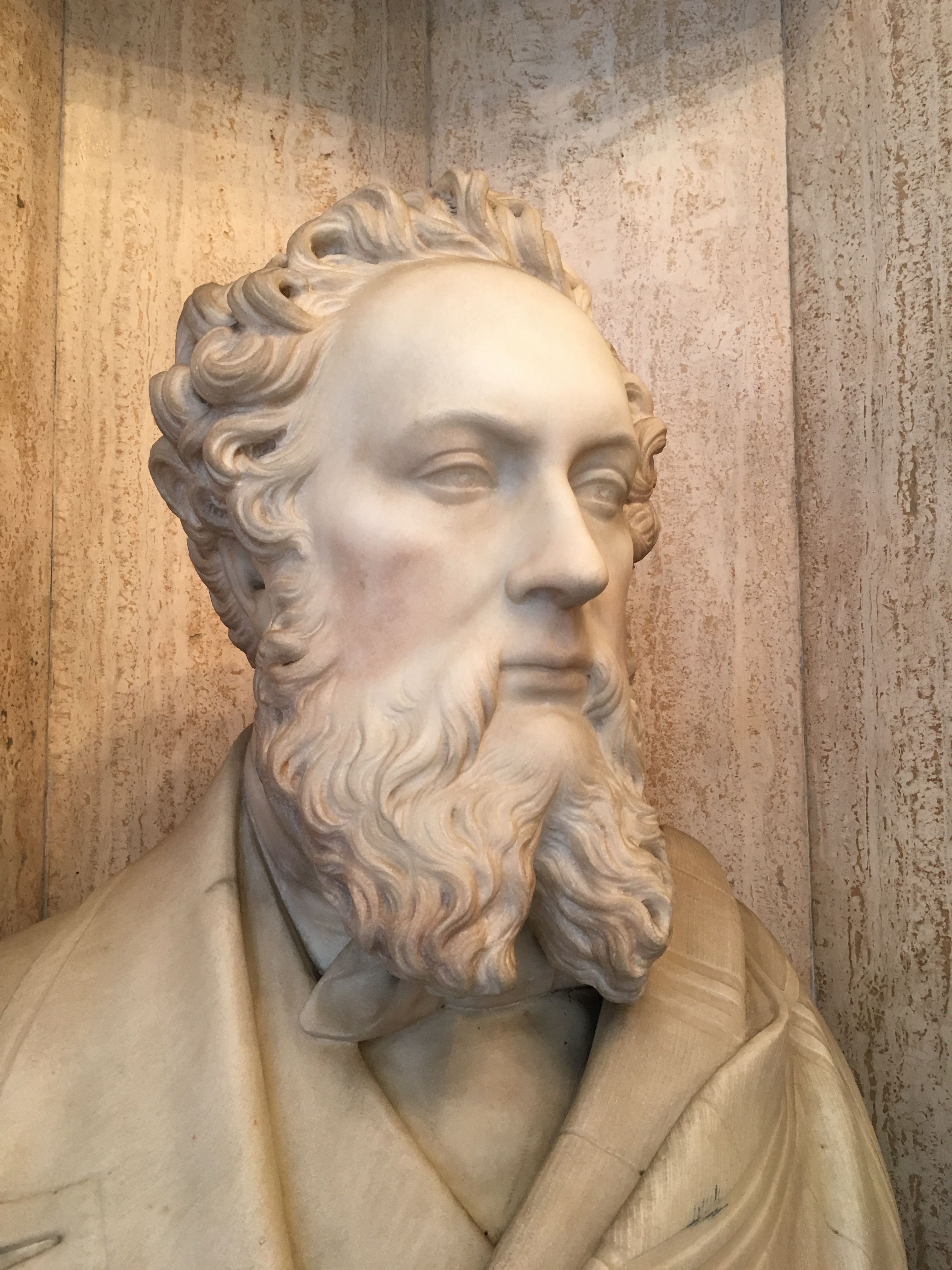 Daniel R