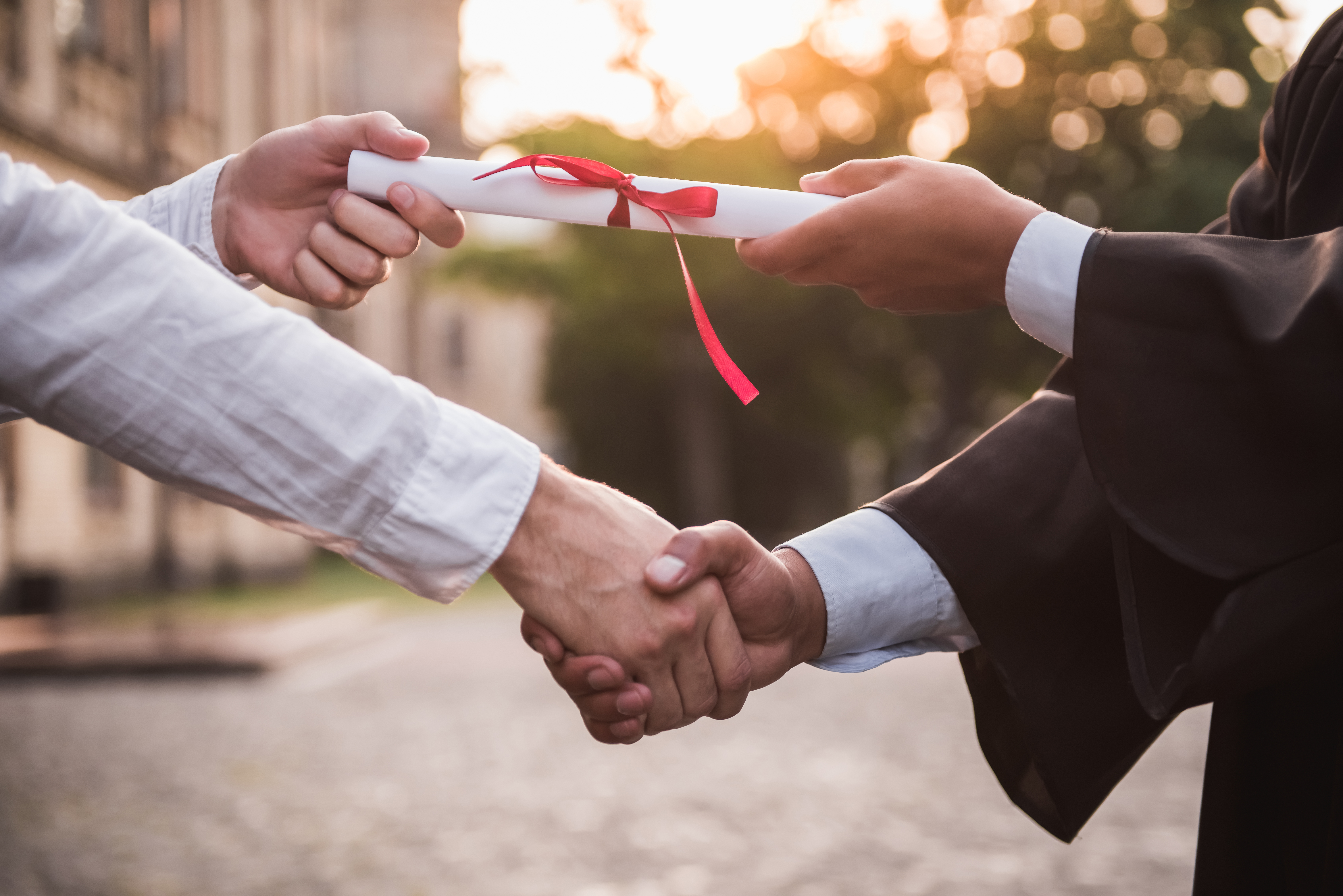 It does not Augar well for graduates with future middle or low earnings