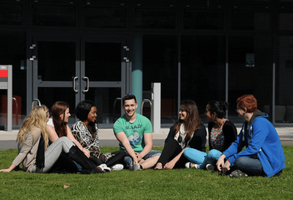 Henley Welcomes New Students