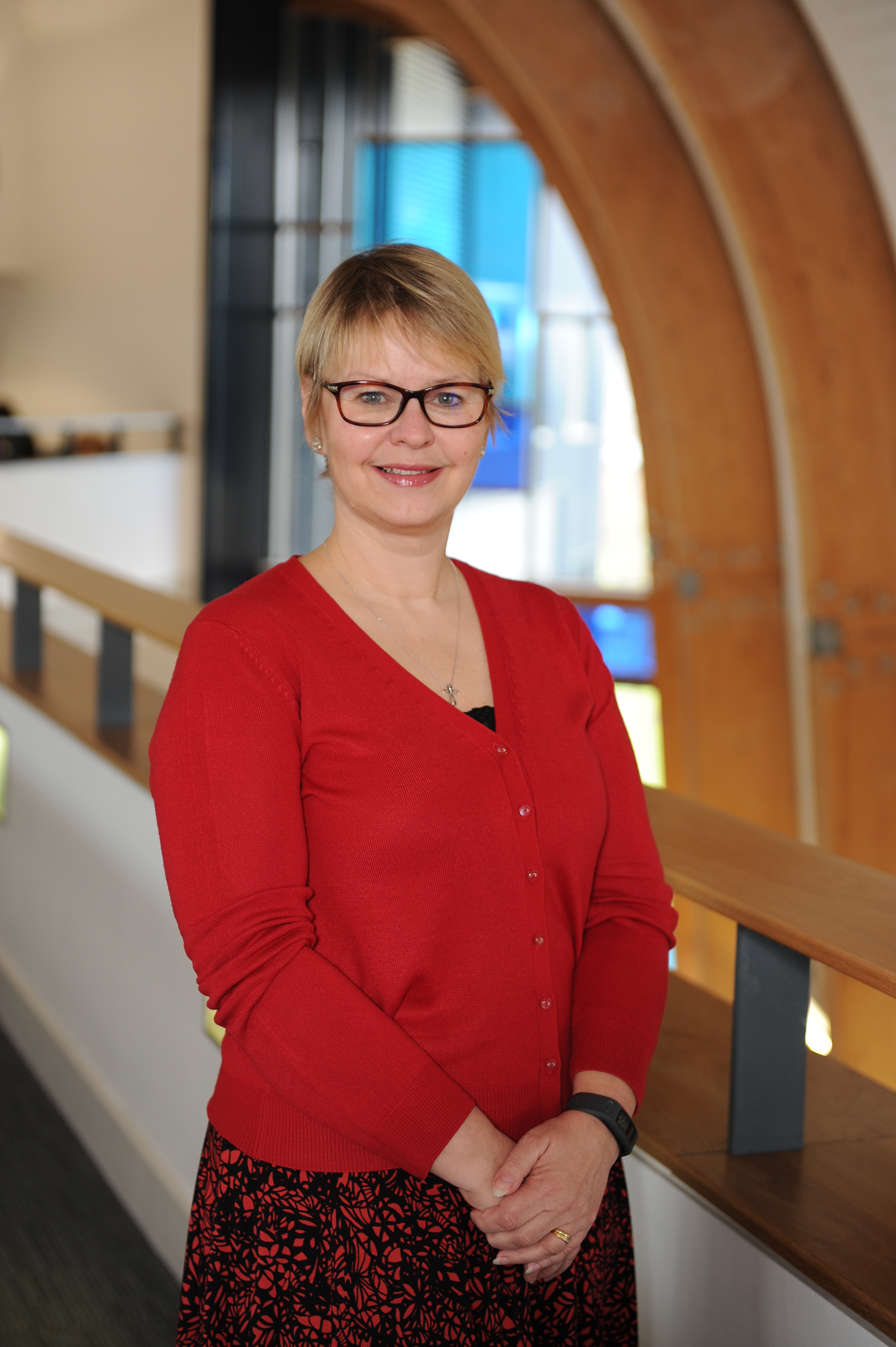 Dr Claire Collins