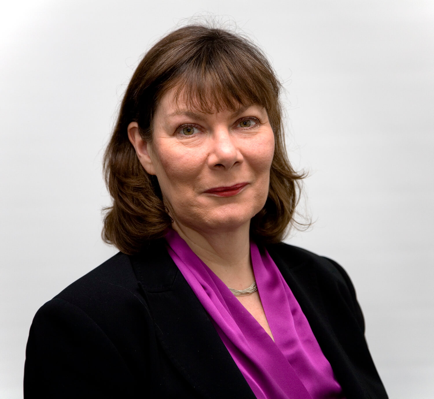 Dr Jean-Anne Stewart participates in an article with the Financial Times promoting the MA Leadership