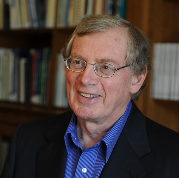 Professor Alan Rugman presents at the G8 Academic Summit