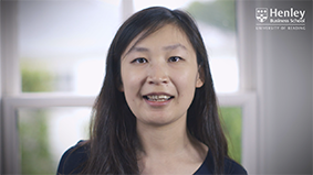 Dr Vicky Weizi Li
