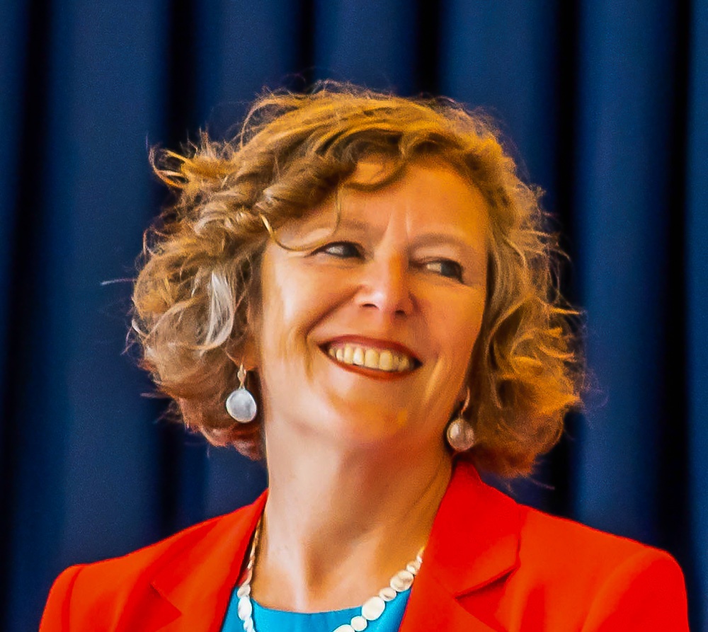 Jane Moffett Head Shot copy